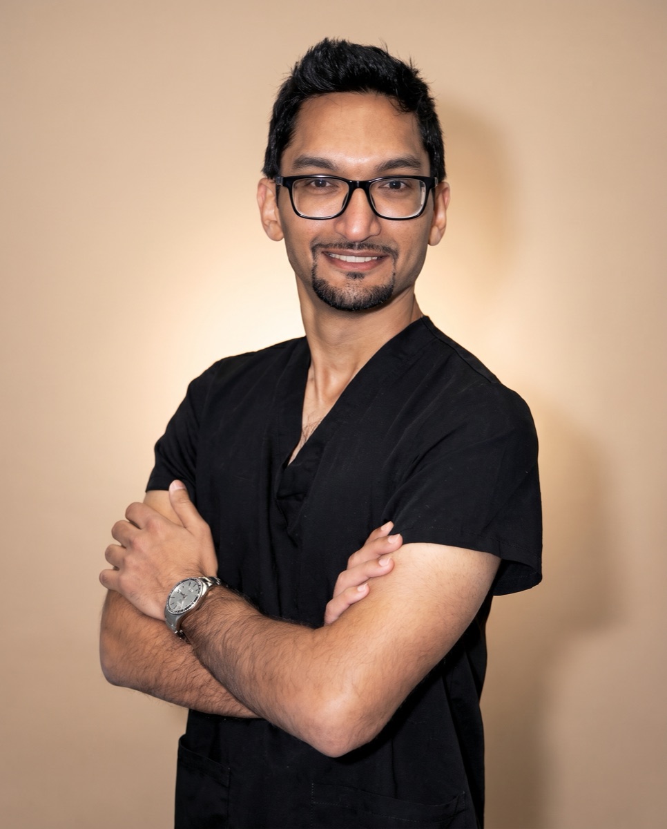 Dr Zohaib Akram, dentist at Oz Dental